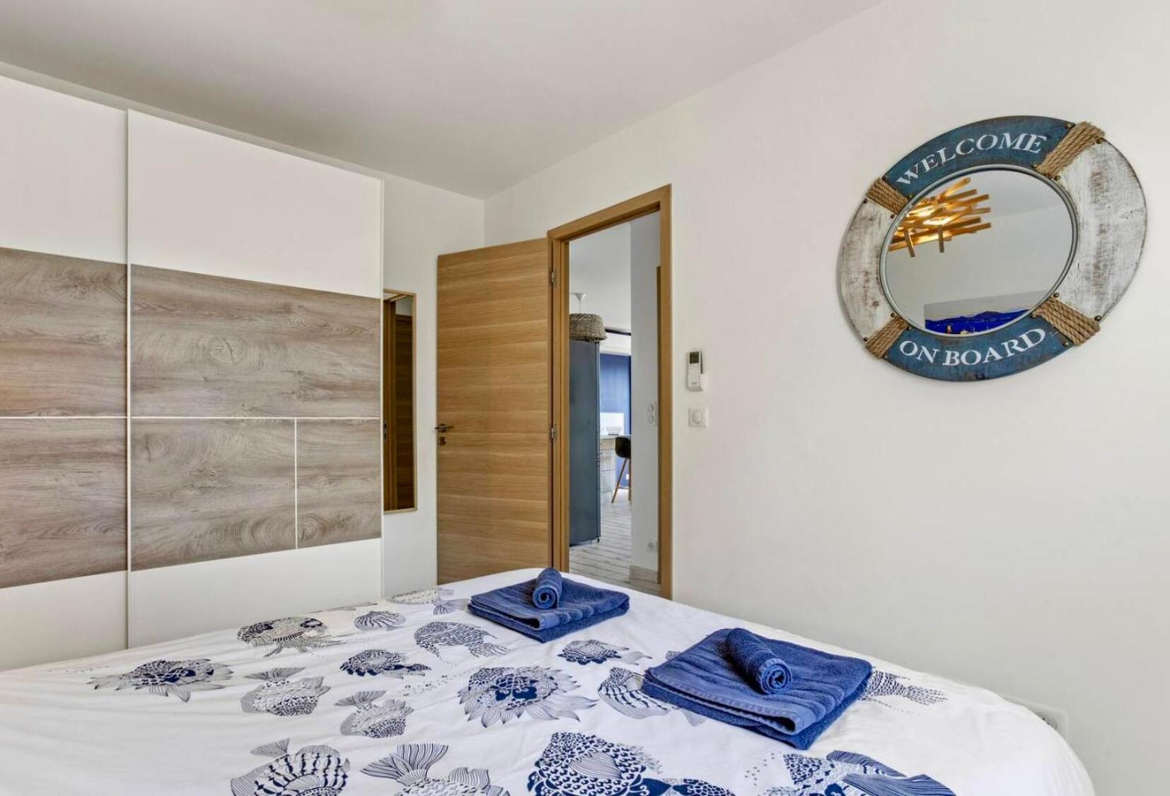La Bastide Du Soleil Apartment Сен Максим Стая снимка