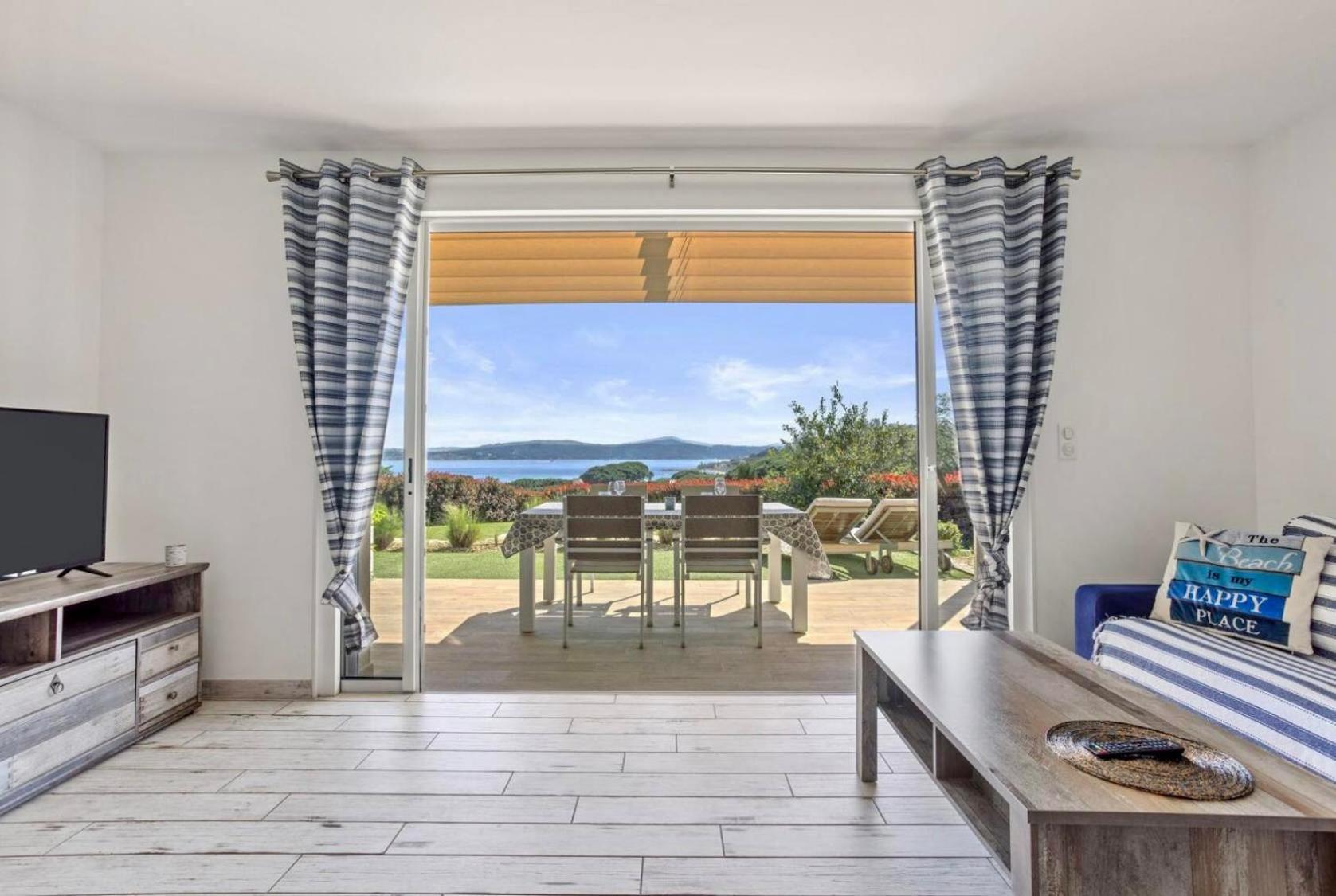 La Bastide Du Soleil Apartment Сен Максим Стая снимка
