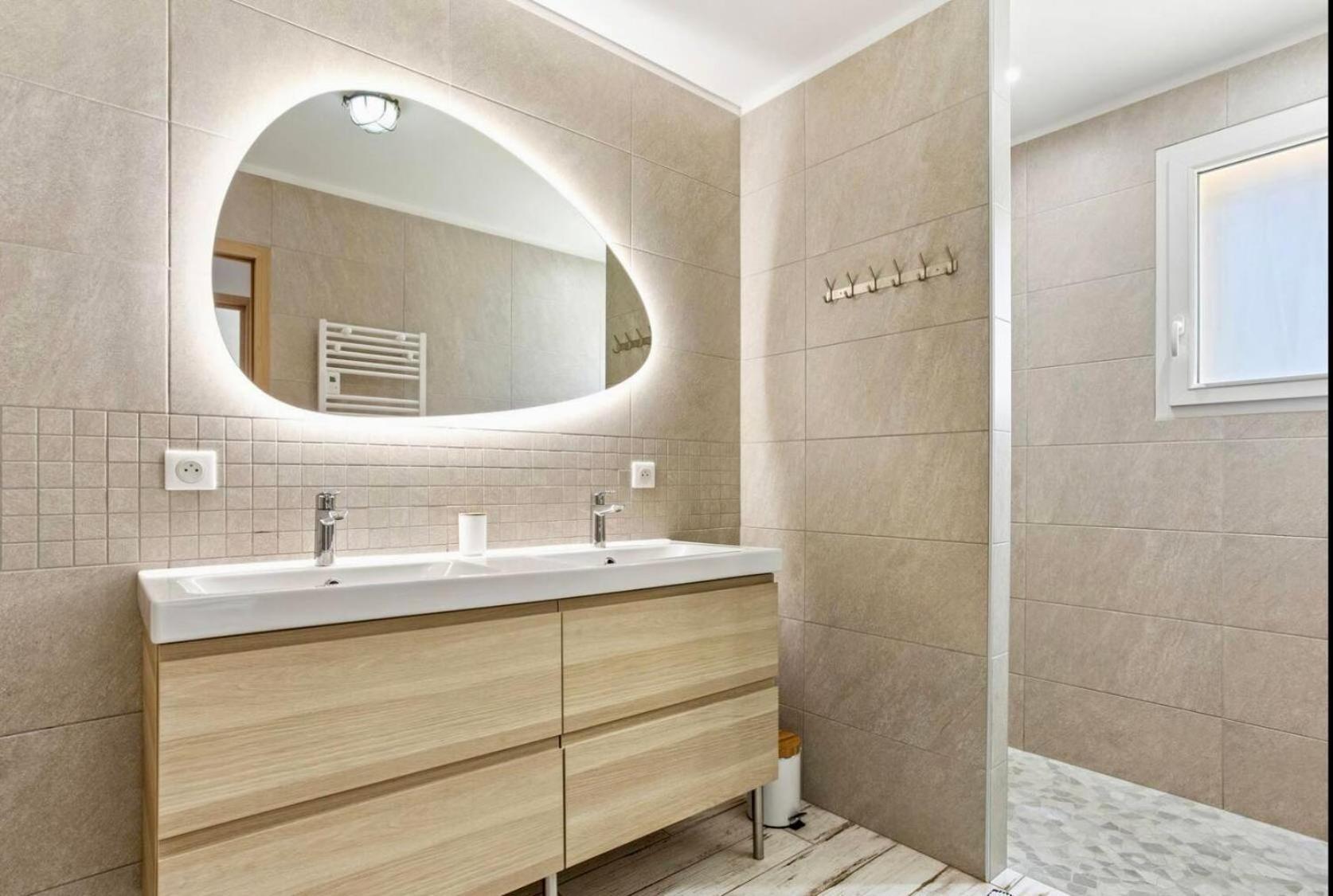 La Bastide Du Soleil Apartment Сен Максим Стая снимка