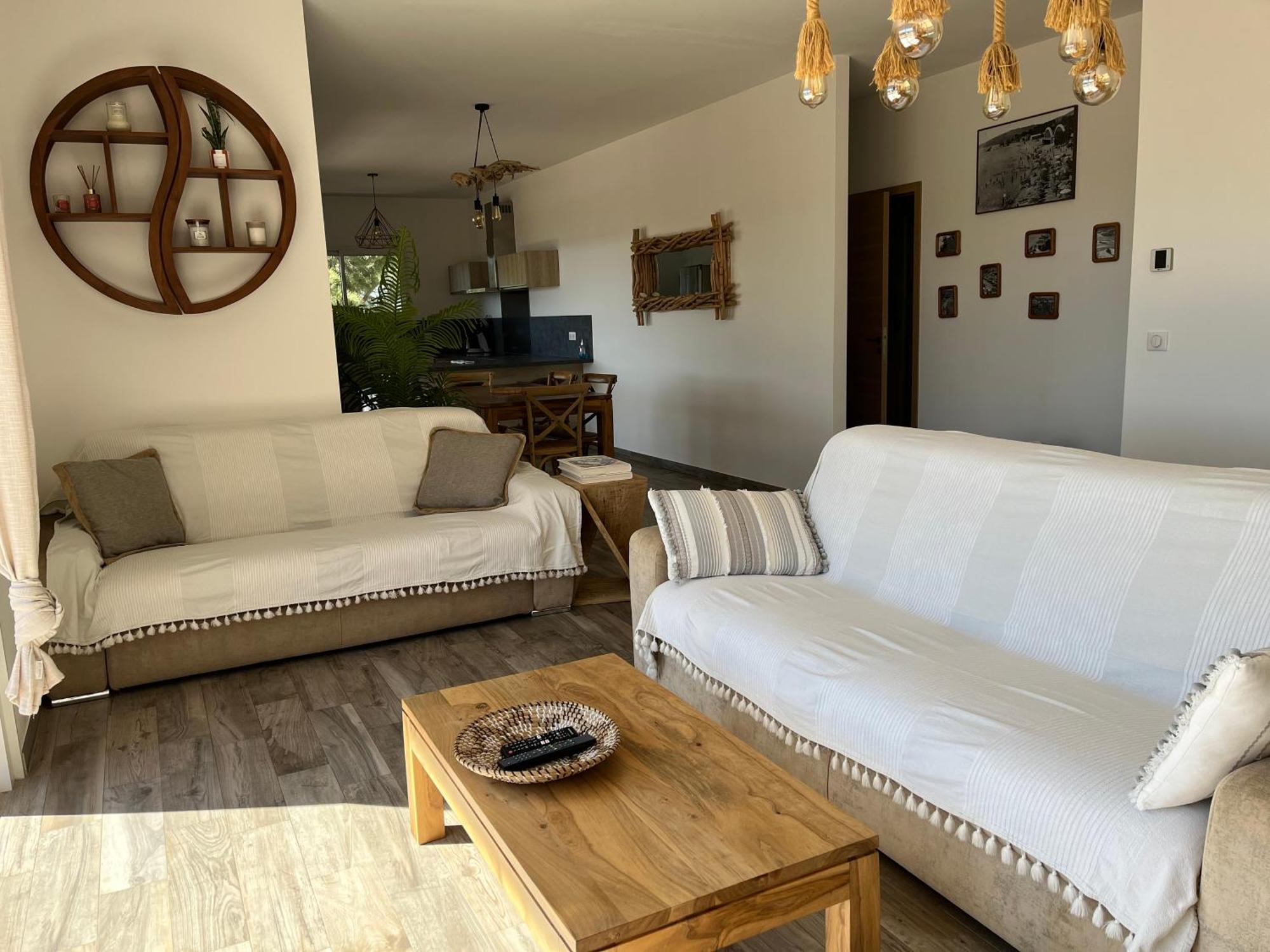 La Bastide Du Soleil Apartment Сен Максим Стая снимка