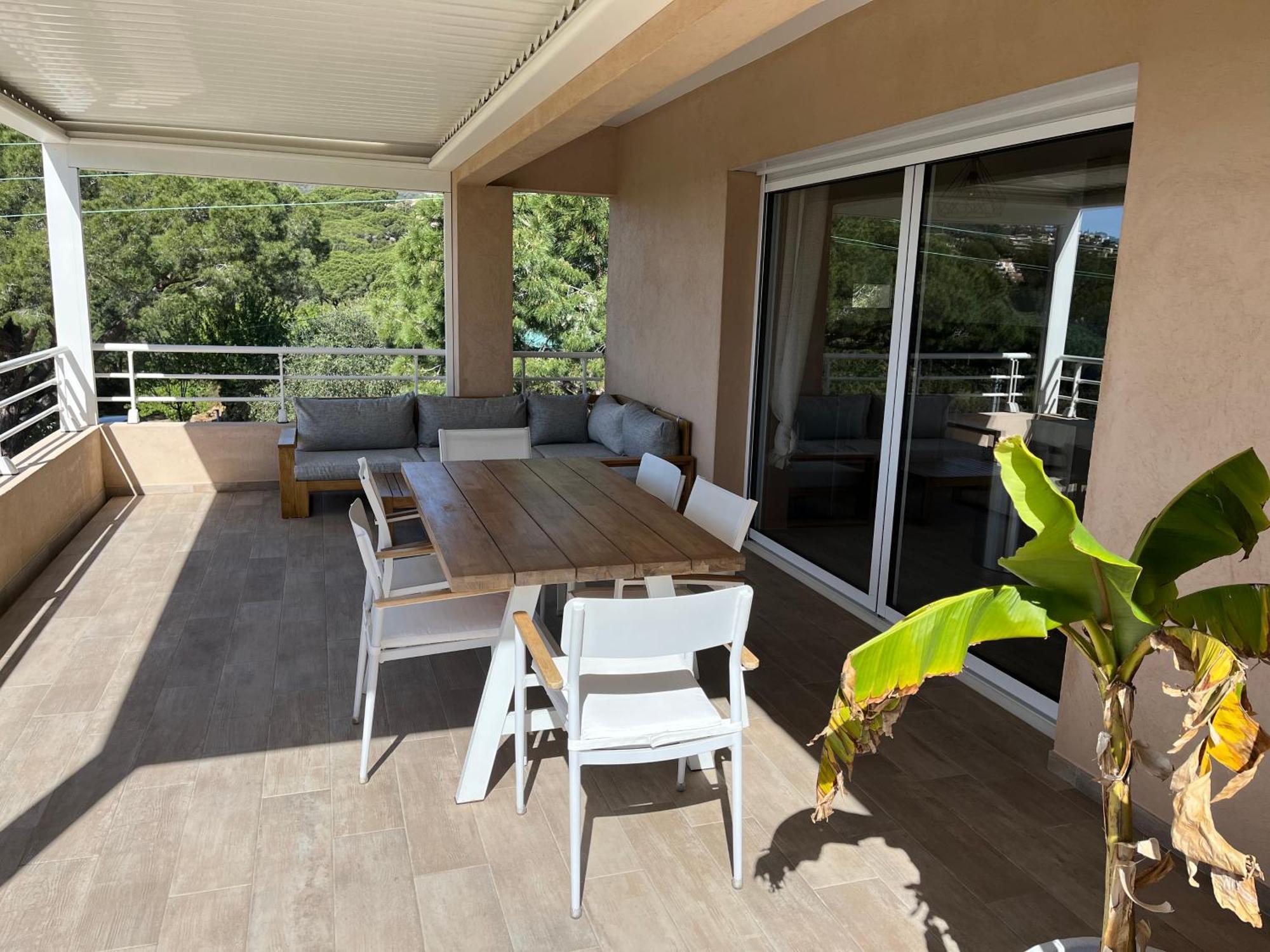 La Bastide Du Soleil Apartment Сен Максим Стая снимка