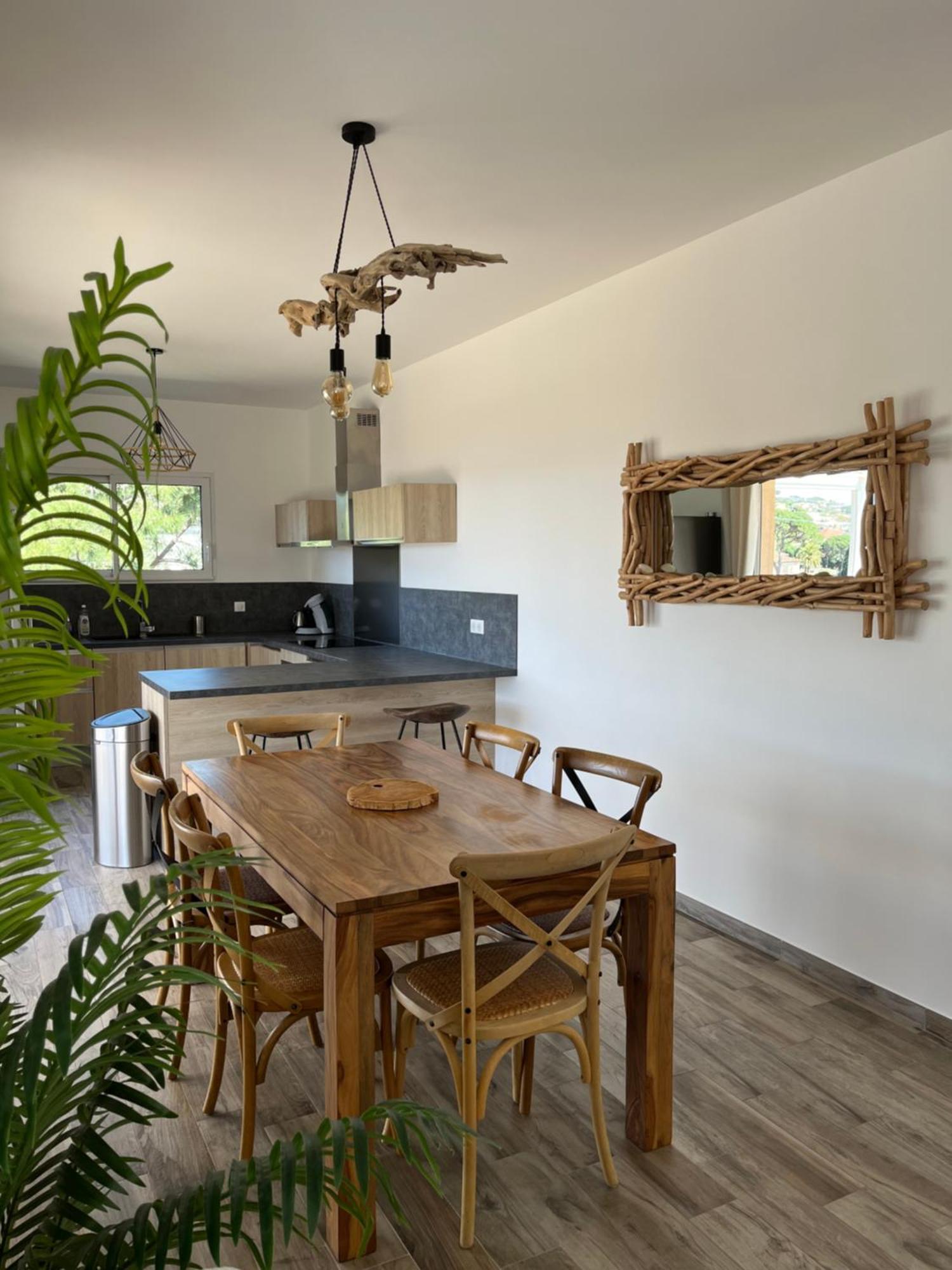 La Bastide Du Soleil Apartment Сен Максим Стая снимка